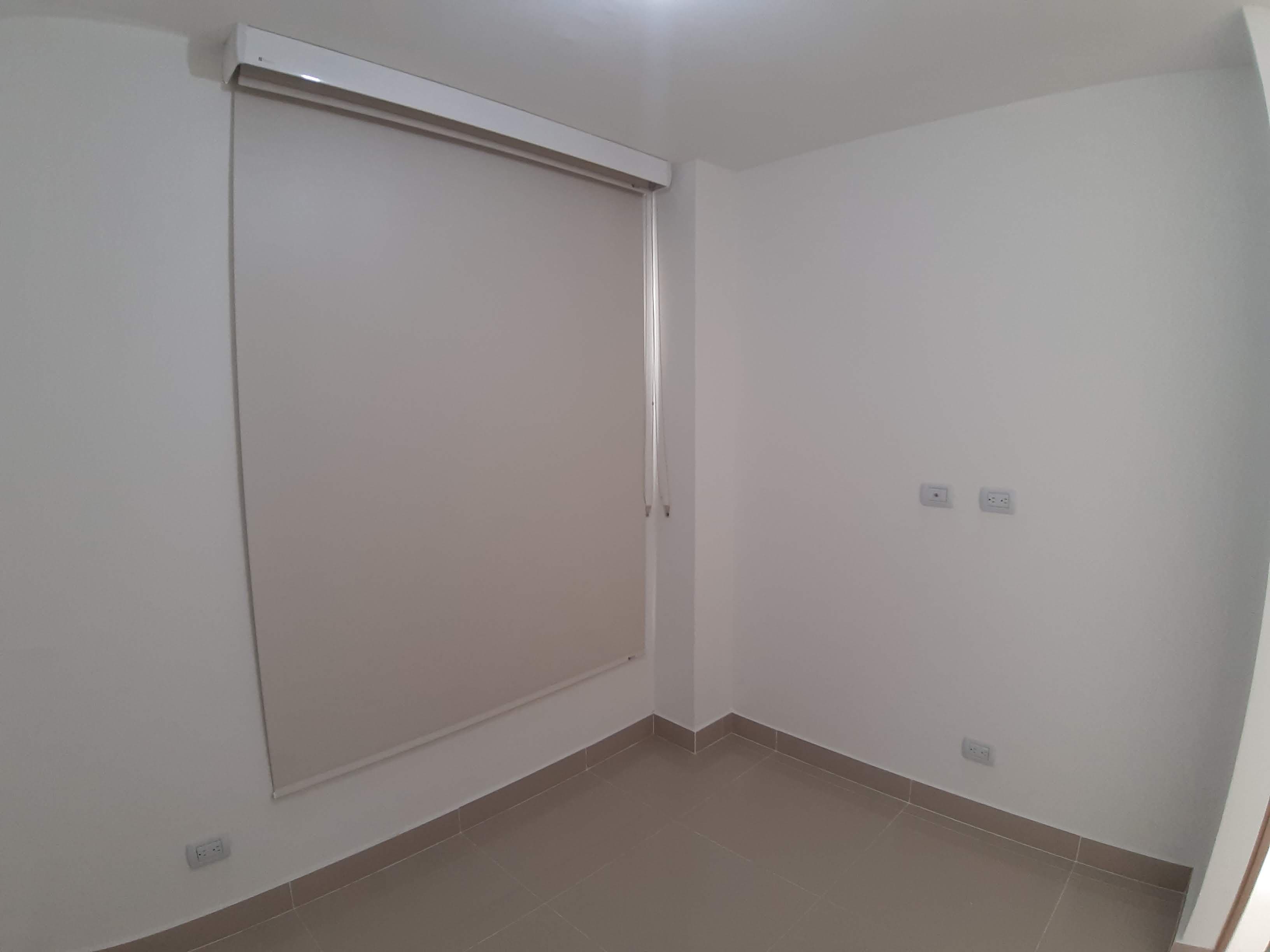 Cortina Romana - HELOZ Design